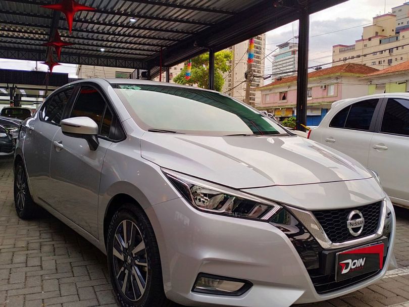 Nissan VERSA Advance 1.6 16V Flex Aut.