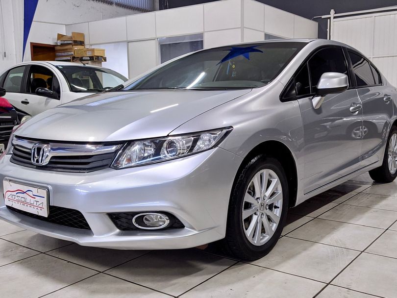 Honda Civic Sedan LXS 1.8/1.8 Flex 16V Aut. 4p