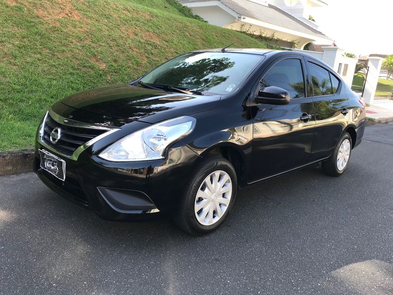 Nissan VERSA 1.0 12V FlexStart 4p Mec.
