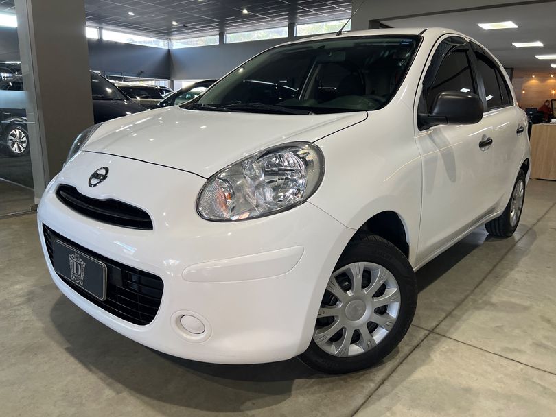 Nissan MARCH 1.0 12V Flex 5p