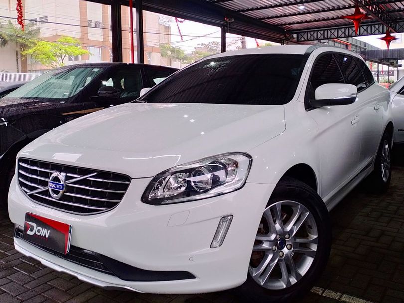 Volvo XC 60 T-5 R-DESIGN 2.0 FWD 5p