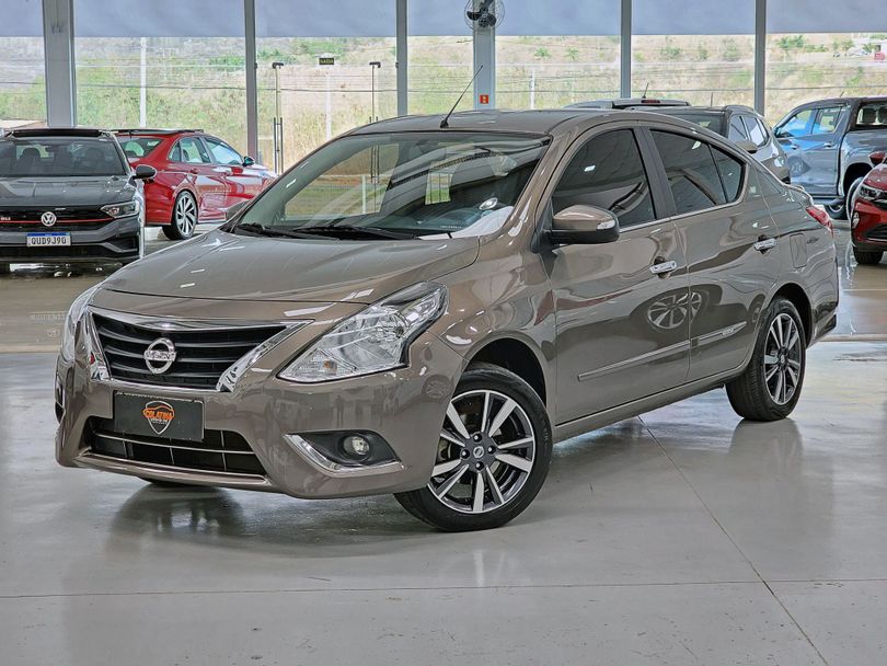 Nissan VERSA SL 1.6 16V FlexStart 4p Aut.