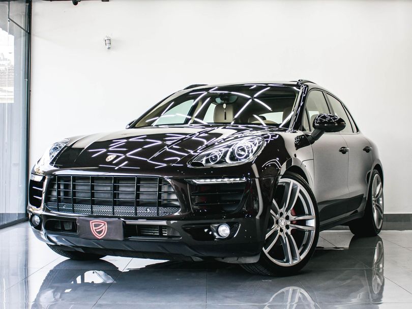 Porsche Macan 2.0 Turbo