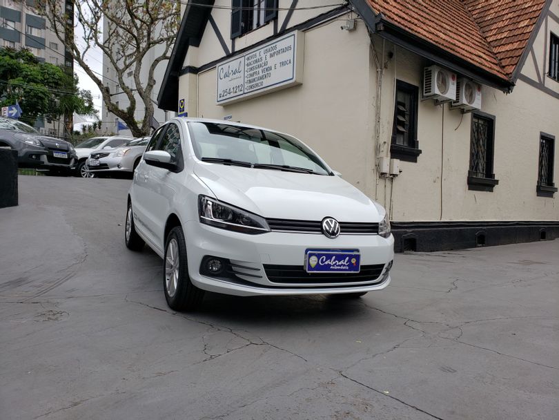 VolksWagen Fox Connect 1.6 Flex 8V 5p