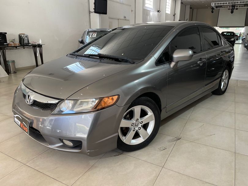 Honda Civic Sedan LXS 1.8/1.8 Flex 16V Aut. 4p