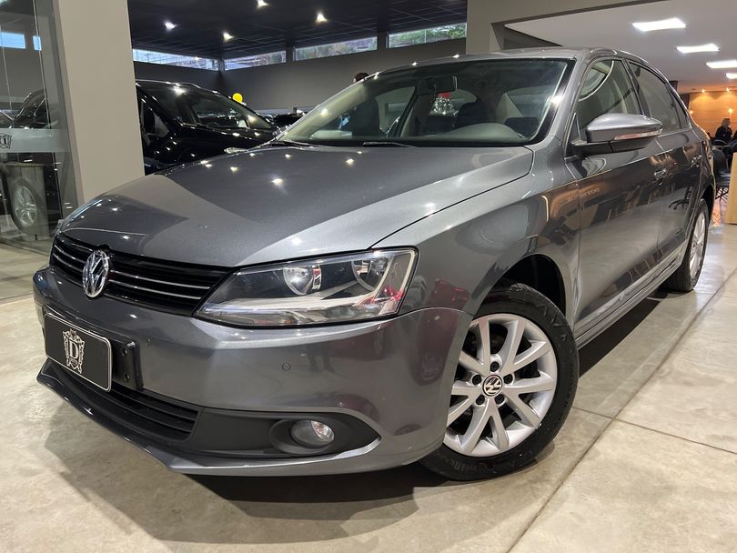 VolksWagen JETTA Comfortline 2.0 T.Flex 8V 4p Tipt.