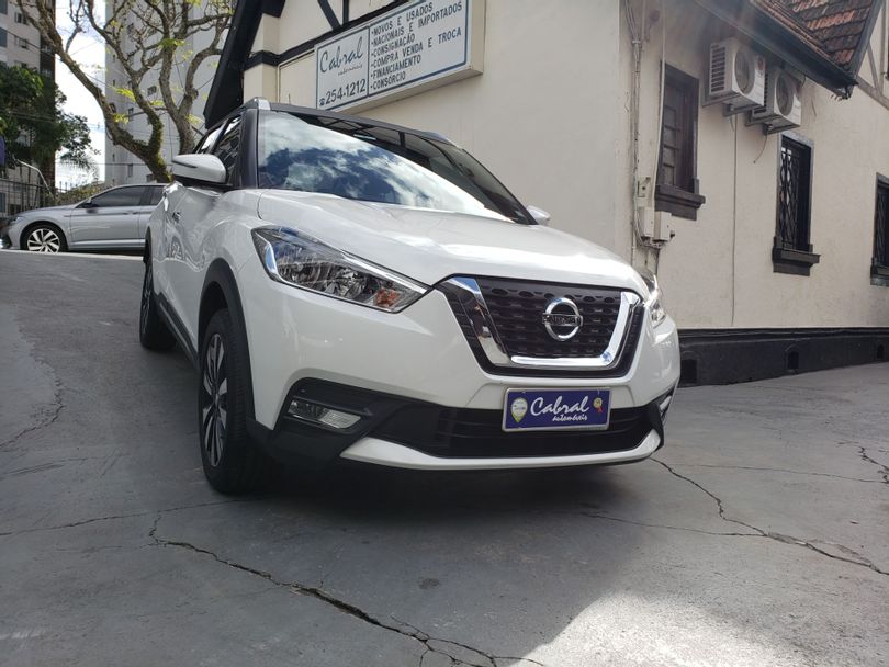 Nissan KICKS SL 1.6 16V FlexStar 5p Aut.