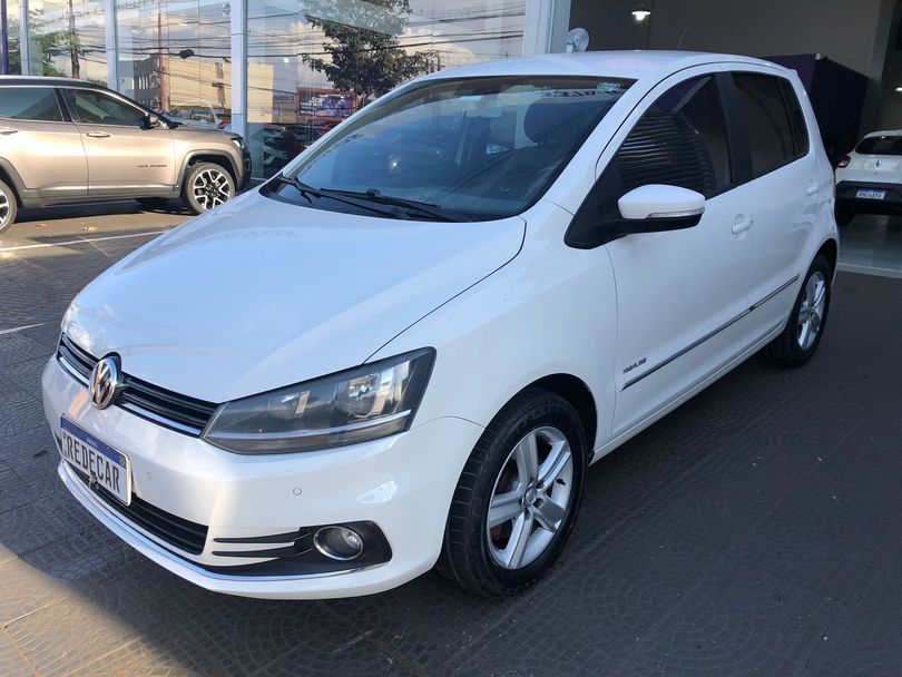 VolksWagen Fox Highline1.6 Flex 16V 5p