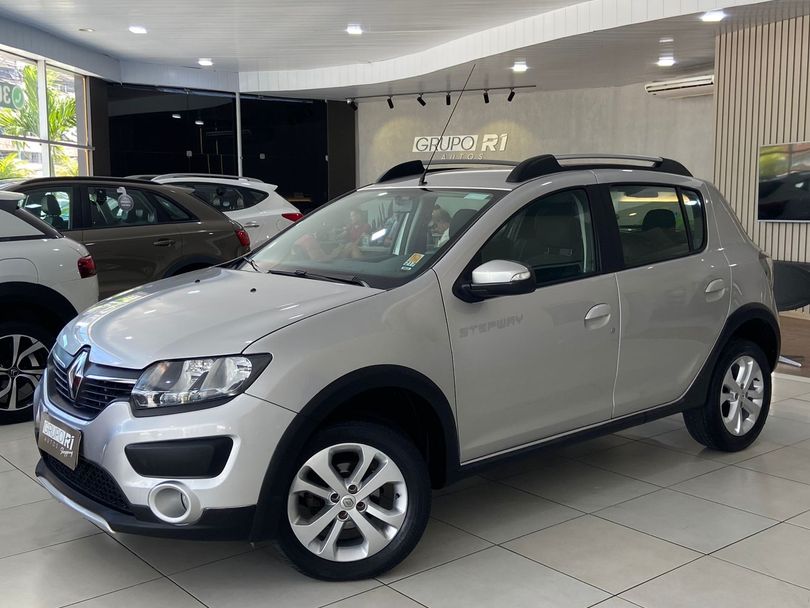 Renault SANDERO STEPWAY Flex 1.6 16V 5p