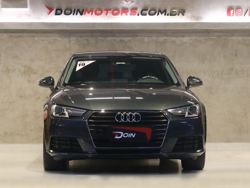 Audi A4 Attraction 2.0 TFSI 190cv S tronic