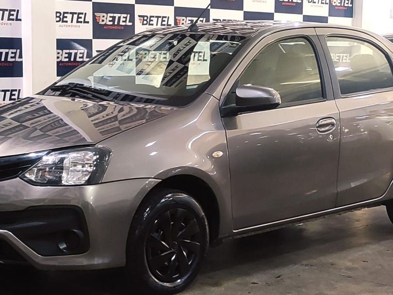 Toyota ETIOS X Plus 1.5 Flex 16V 5p Aut.