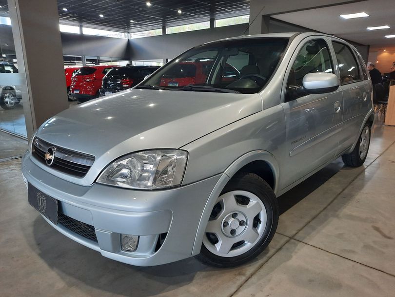 Chevrolet Corsa Hat. Premium 1.4 8V ECONOFLEX 5p