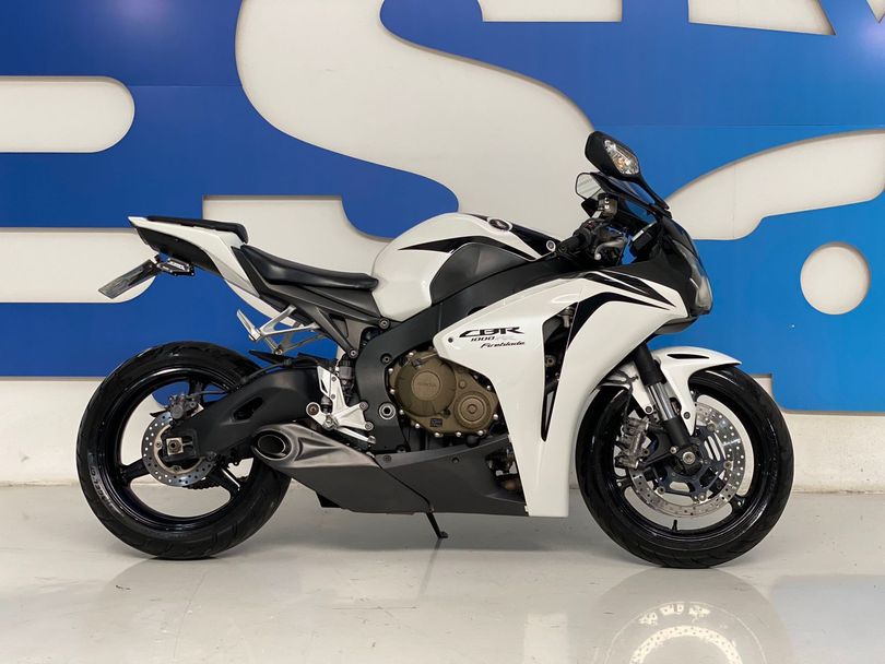 HONDA CBR 1000 RR Fireblade