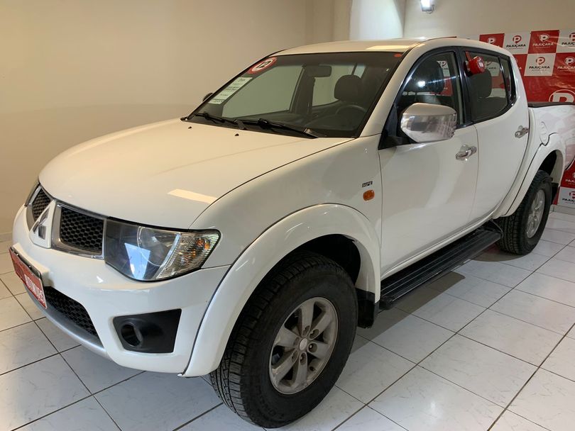 Mitsubishi L200 Triton HPE 3.2 CD TB Int.Diesel Aut