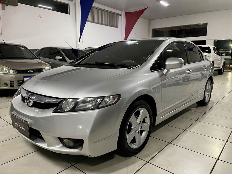 Honda Civic Sedan LXS 1.8/1.8 Flex 16V Mec. 4p