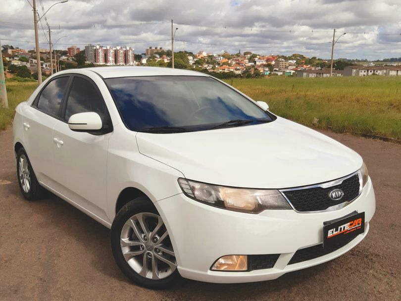 Kia Motors Cerato 1.6 16V Aut.