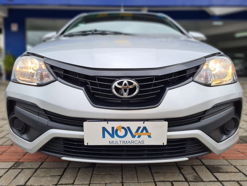 Toyota ETIOS X Plus Sedan 1.5 Flex 16V 4p Aut.