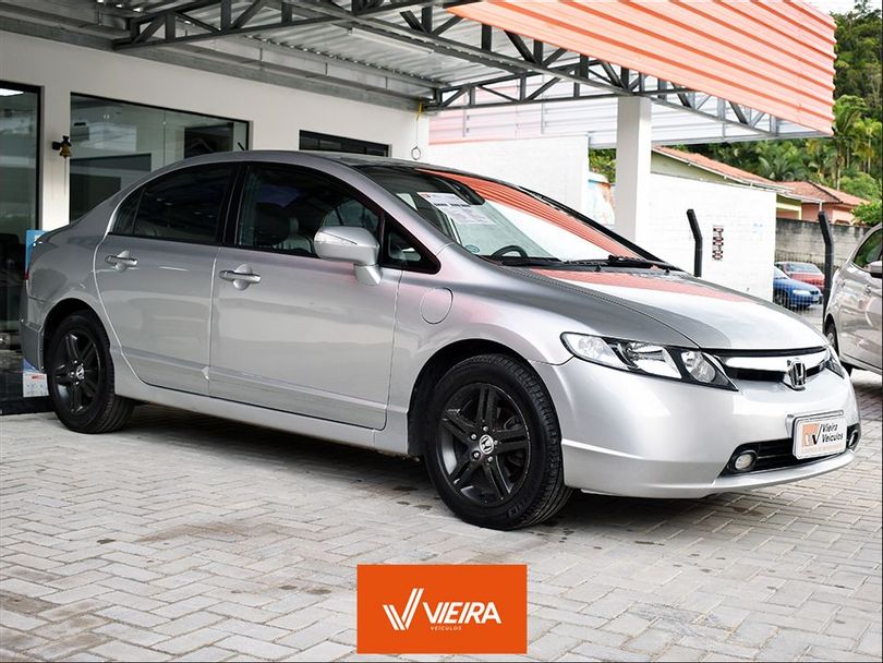 Honda Civic Sedan EXS 1.8/1.8 Flex 16V Aut. 4p