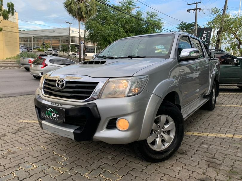 Toyota Hilux CD SRV D4-D 4x4 3.0 TDI Diesel Aut