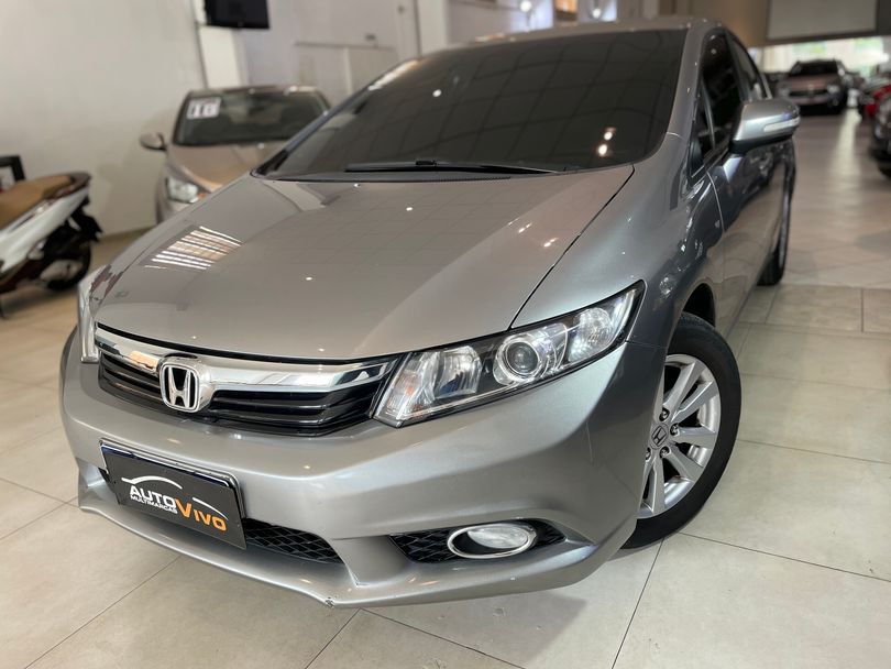 Honda Civic Sedan LXR 2.0 Flexone 16V Aut. 4p