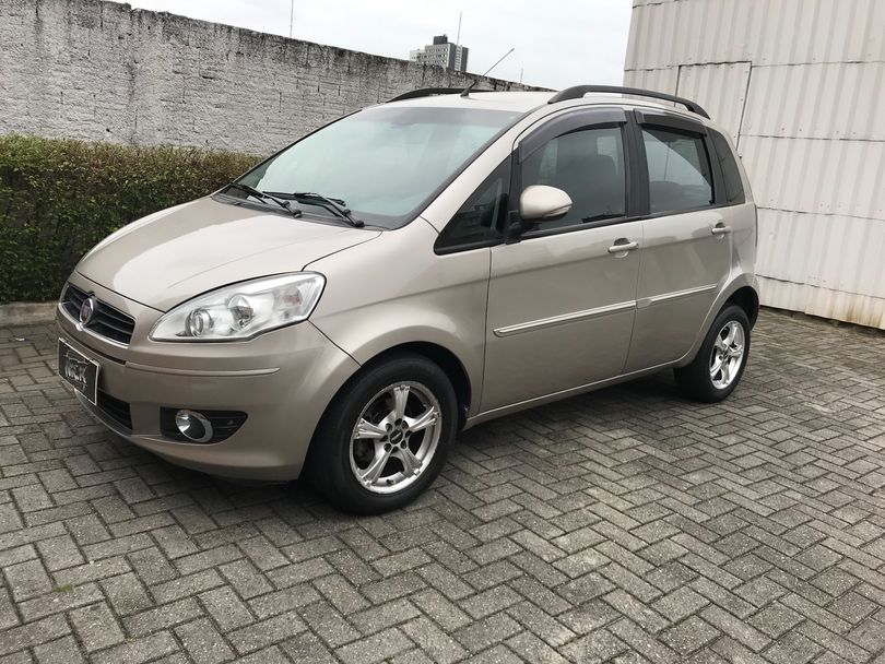 Fiat Idea ATTRACTIVE 1.4 Fire Flex 8V 5p