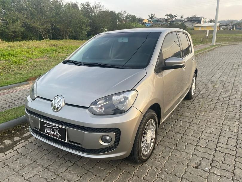 VolksWagen up! move 1.0 TSI Total Flex 12V 5p