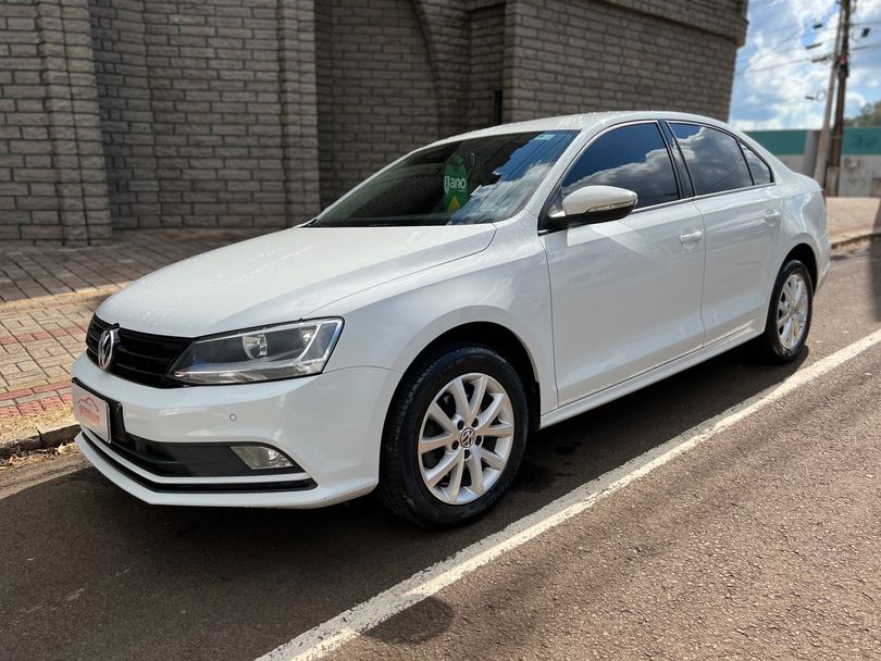 VolksWagen JETTA Trendline 1.4 TSI 16V 4p  Aut.