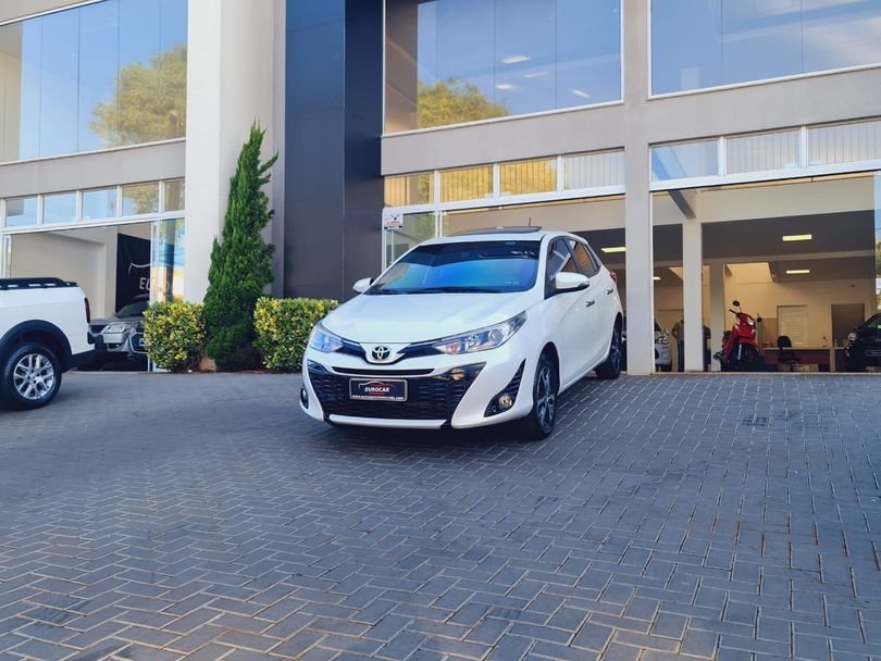 Toyota YARIS XLS 1.5 Flex 16V 5p Aut.