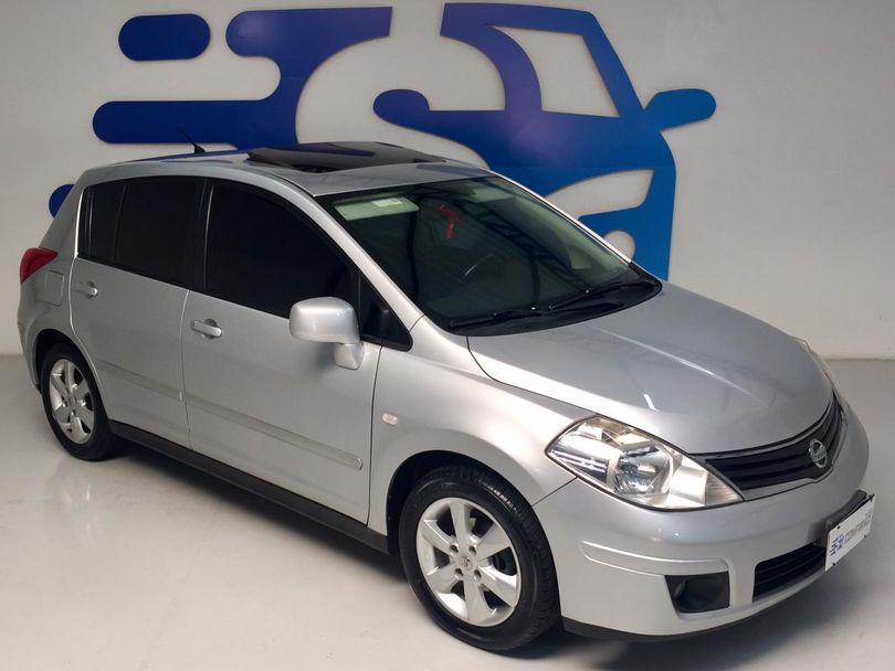 Nissan TIIDA SL 1.8/1.8 Flex 16V Aut.