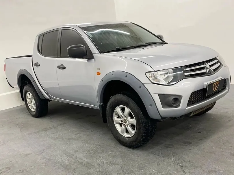 Mitsubishi L200 Triton HPE 3.2 CD TB Int.Diesel Mec