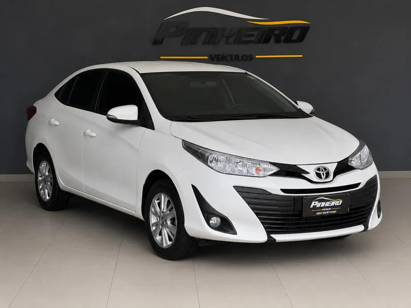 Toyota YARIS XL Sedan 1.5 Flex 16V 4p Aut.