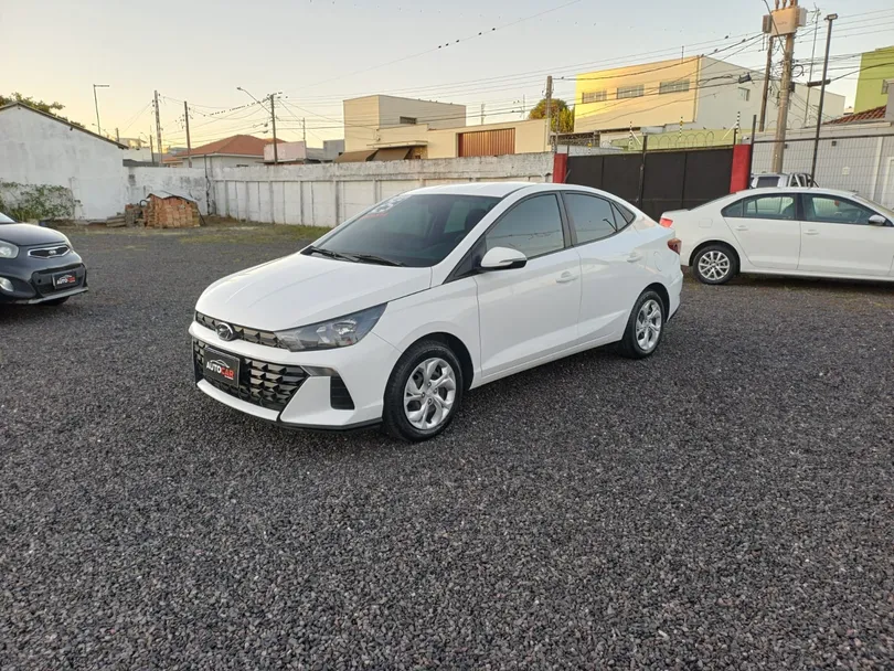 Hyundai HB20S Comfort Plus 1.0 Flex 12V Mec.