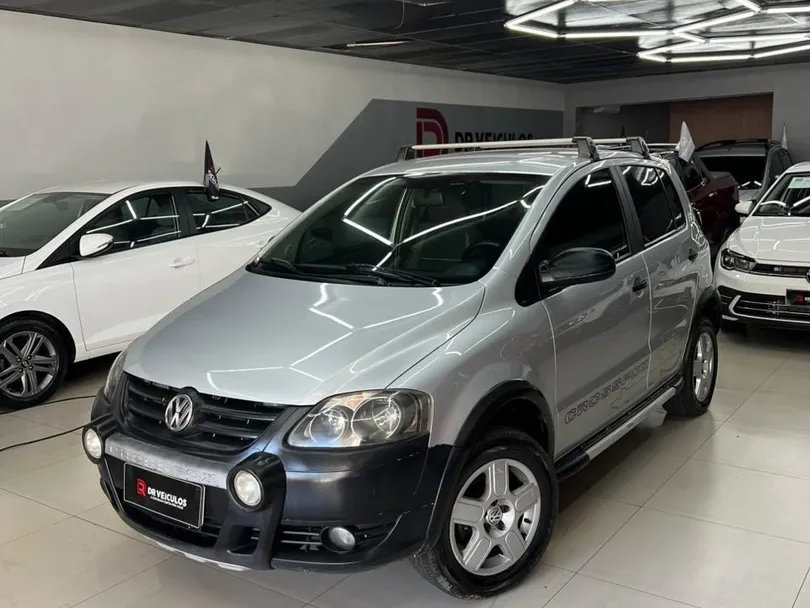 VolksWagen CROSSFOX 1.6 Mi Total Flex 8V 5p
