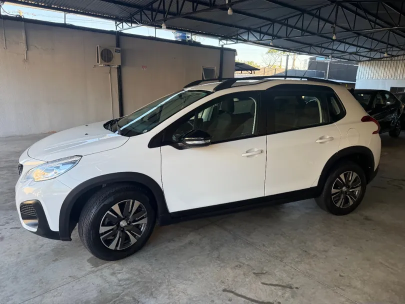 Peugeot 2008 Allure 1.6 Flex 16V 5p Aut.