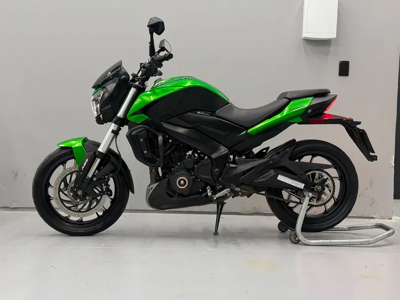 BAJAJ DOMINAR 400 
