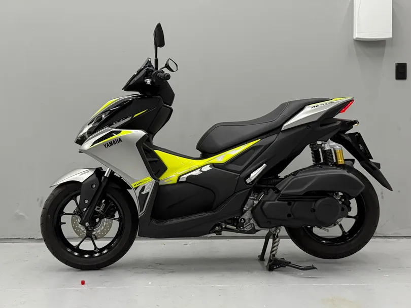 YAMAHA AEROX CONNECTED ABS