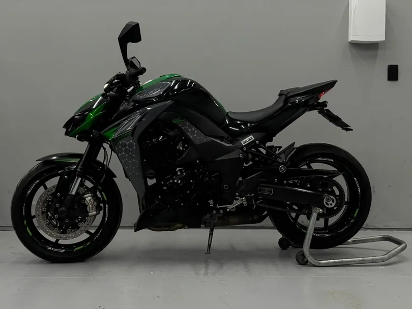 KAWASAKI Z 1000 R Edition