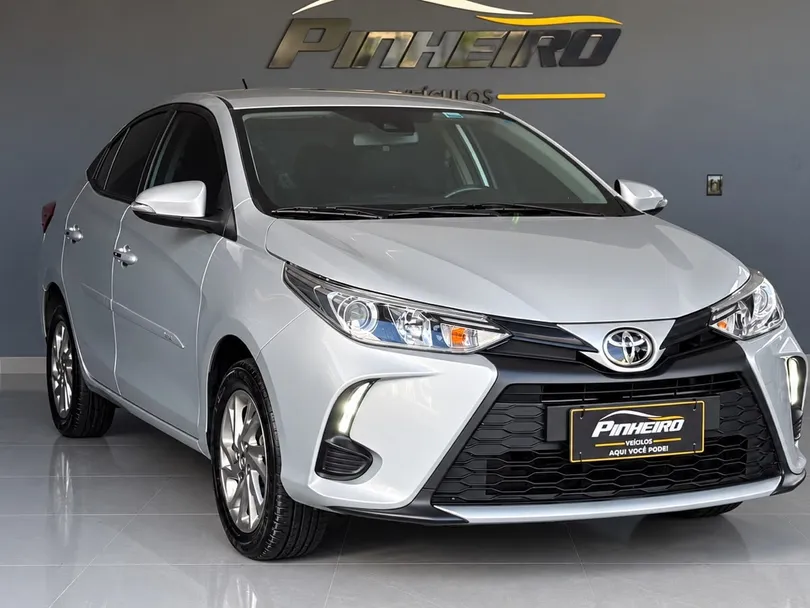 Toyota YARIS XS Sedan 1.5 Flex 16V 4p Aut.