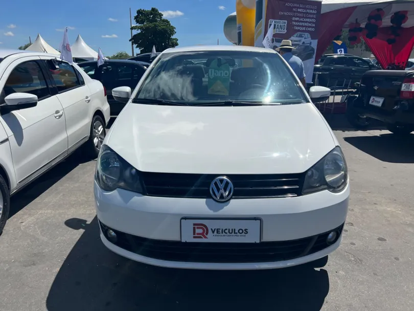 VolksWagen Polo Sed. COMFORT. 1.6 Mi Tot. Flex 8v