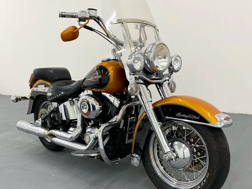 Harley HERITAGE SOFTAIL CLASSIC FLSTC