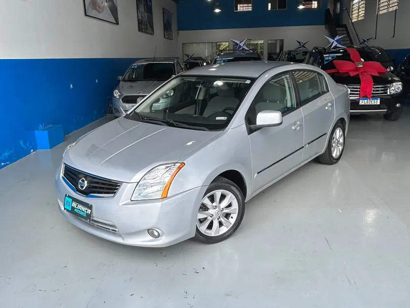 Nissan Sentra S 2.0/ 2.0 Flex Fuel 16V Aut.