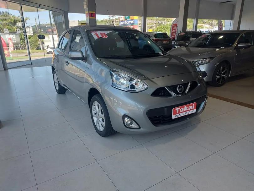 Nissan MARCH SV 1.6 16V FlexStart 5p Mec.