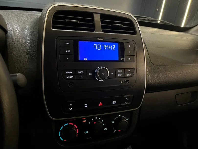 Renault KWID Zen 1.0 Flex 12V 5p Mec.