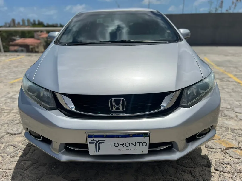 Honda Civic Sedan LXR 2.0 Flexone 16V Aut. 4p