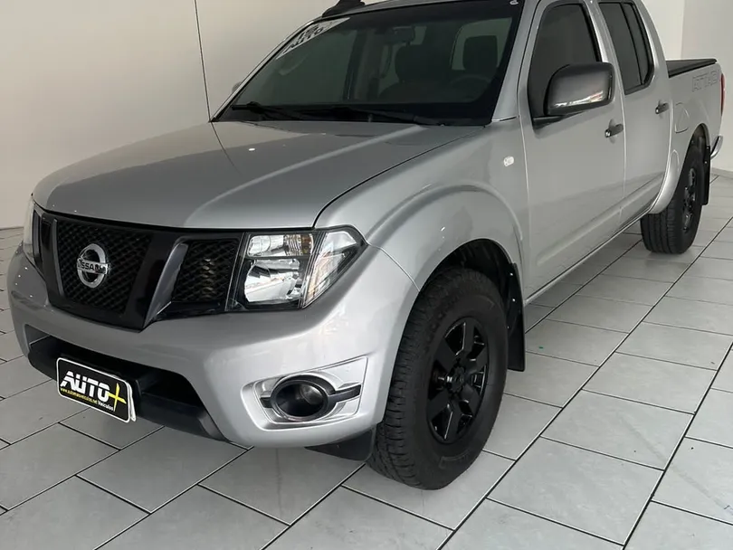 Nissan Frontier SV AT.CD 4x4 2.5 TB Diesel Mec.