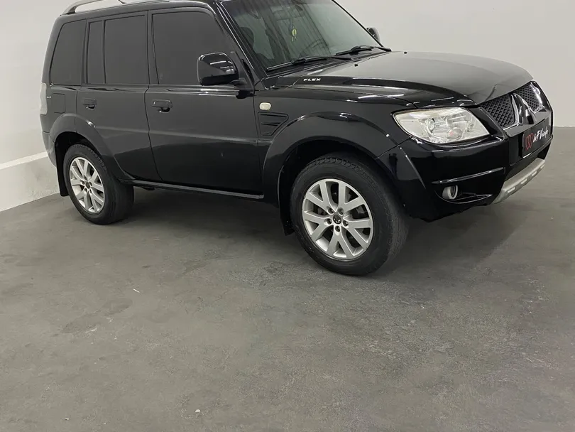 Mitsubishi Pajero TR4 2.0/ 2.0 Flex 16V 4x4 Aut.