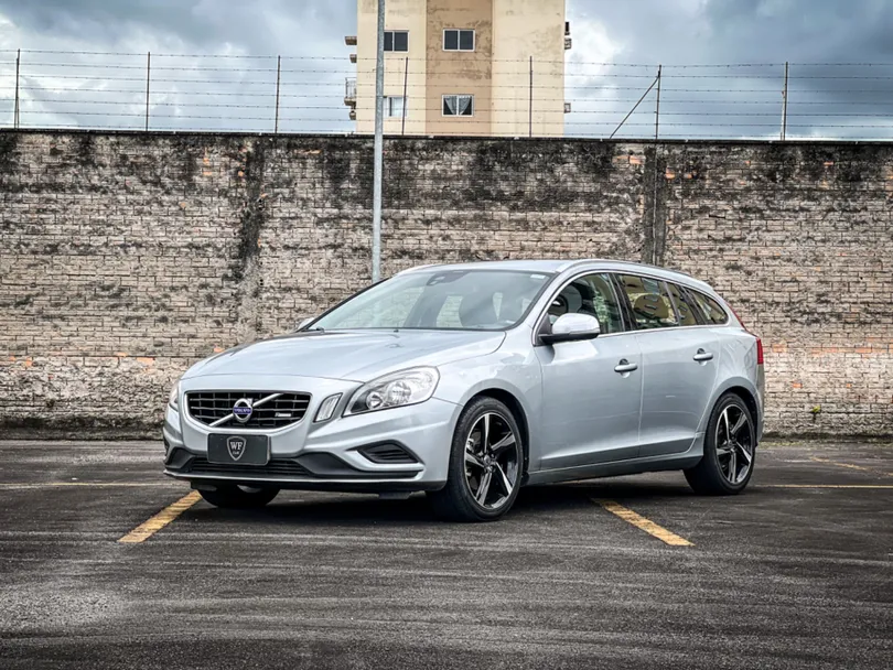 Volvo V60 T-5 R-DESING 2.0 5p