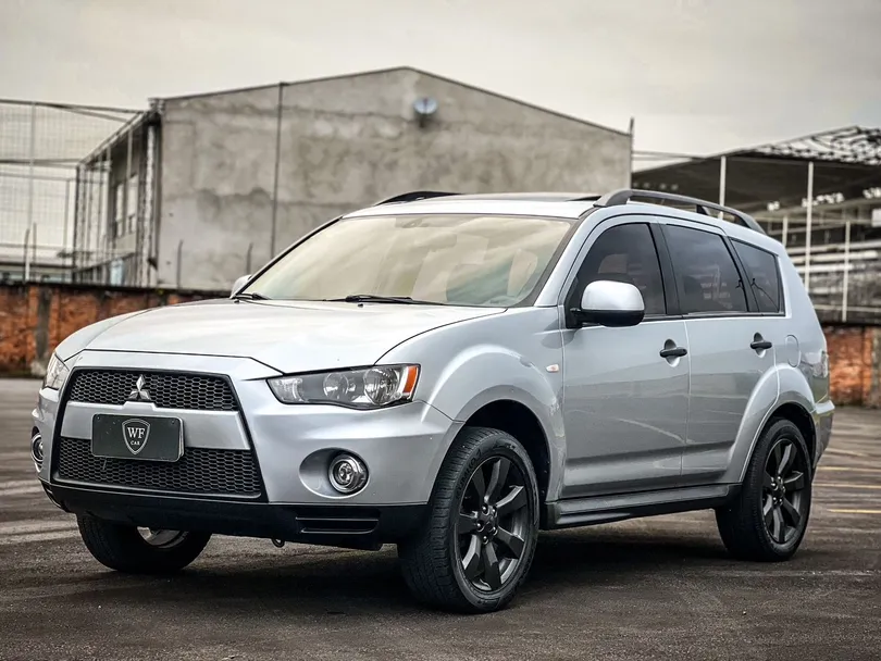 Mitsubishi OUTLANDER 2.0 16V 160cv Aut.