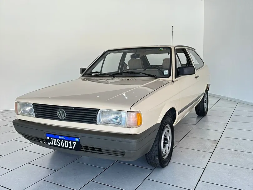 VolksWagen Gol 1000 (modelo antigo)
