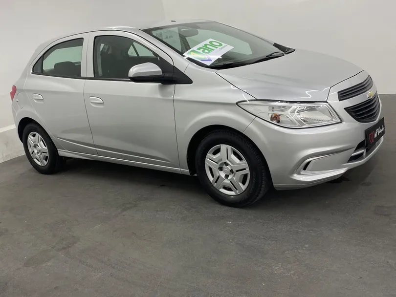 Chevrolet ONIX HATCH Joy 1.0 8V Flex 5p Mec.